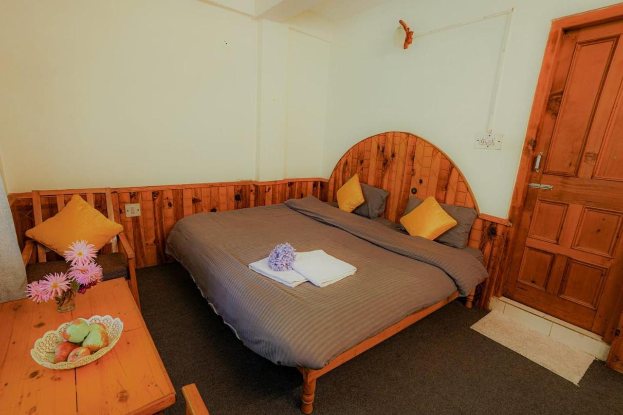 Mars Monkey Hostel & Cafe Manāli Exteriér fotografie